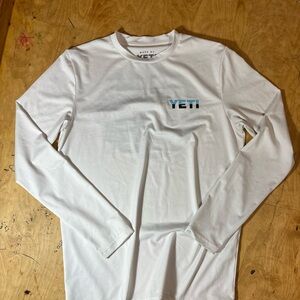 YETI Men's Classic White Long Sleeve Tee